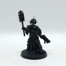 Warhammer 40k: Space Marine Indomitus Chaplain (AW173)