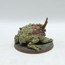 Warhammer Fantasy: Daemons of Chaos Plague Toads of Nurgle Rare OOP (BF043)