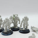 Warhammer 40k: Space Marine Metal Techmarine and Servitors (AA209)