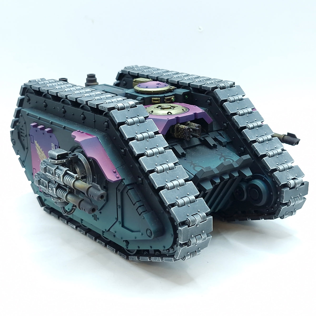 Warhammer Horus Heresy: Space Marines Emperor's Children Land Raider Carrier - Well Painted (BSE13)