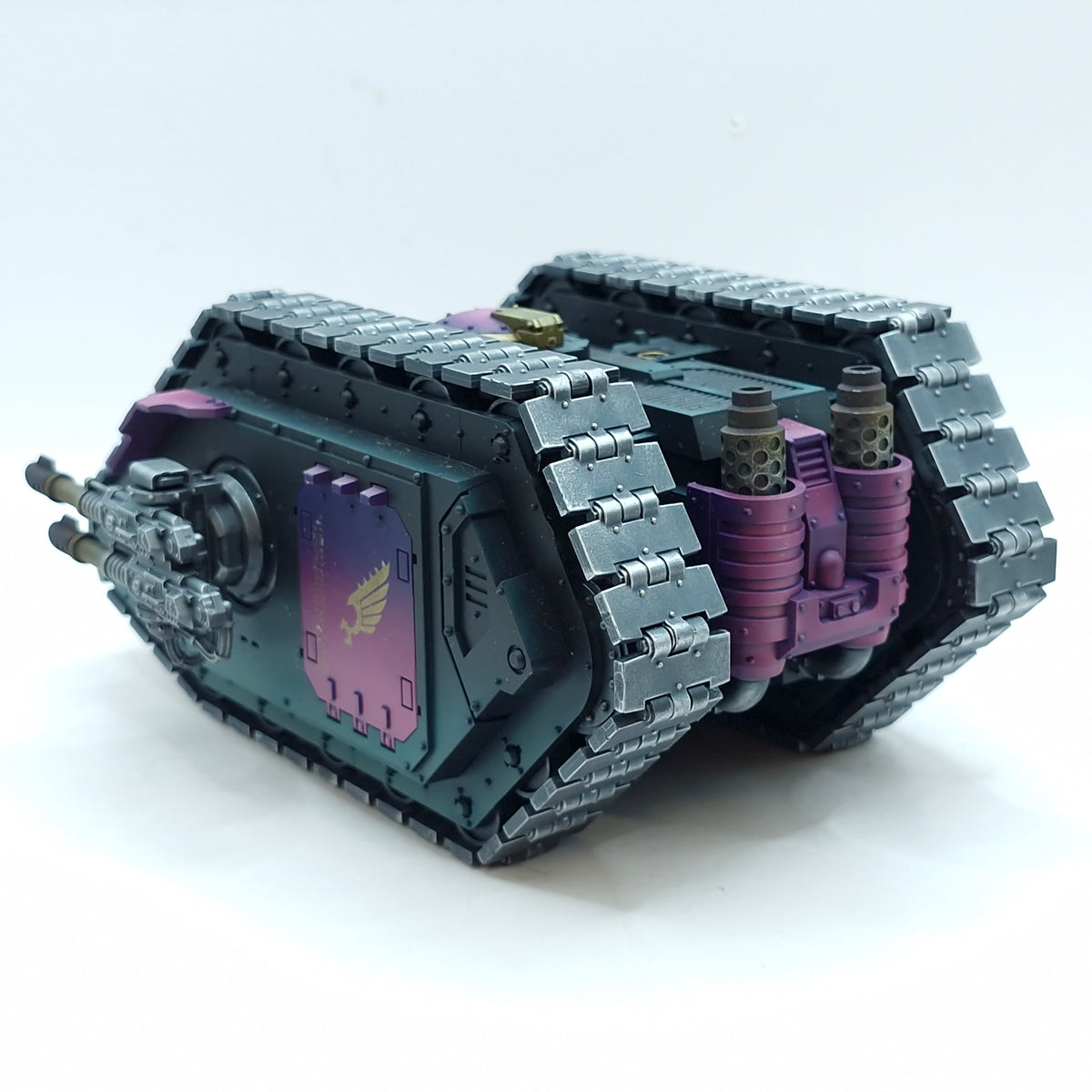 Warhammer Horus Heresy: Space Marines Emperor's Children Land Raider Carrier - Well Painted (AAZ14)