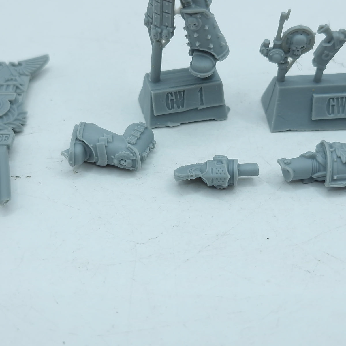 Warhammer Horus Heresy: Space Marines Ultramarines Remus Ventanus - Missing Arm and Backpack (AC191)