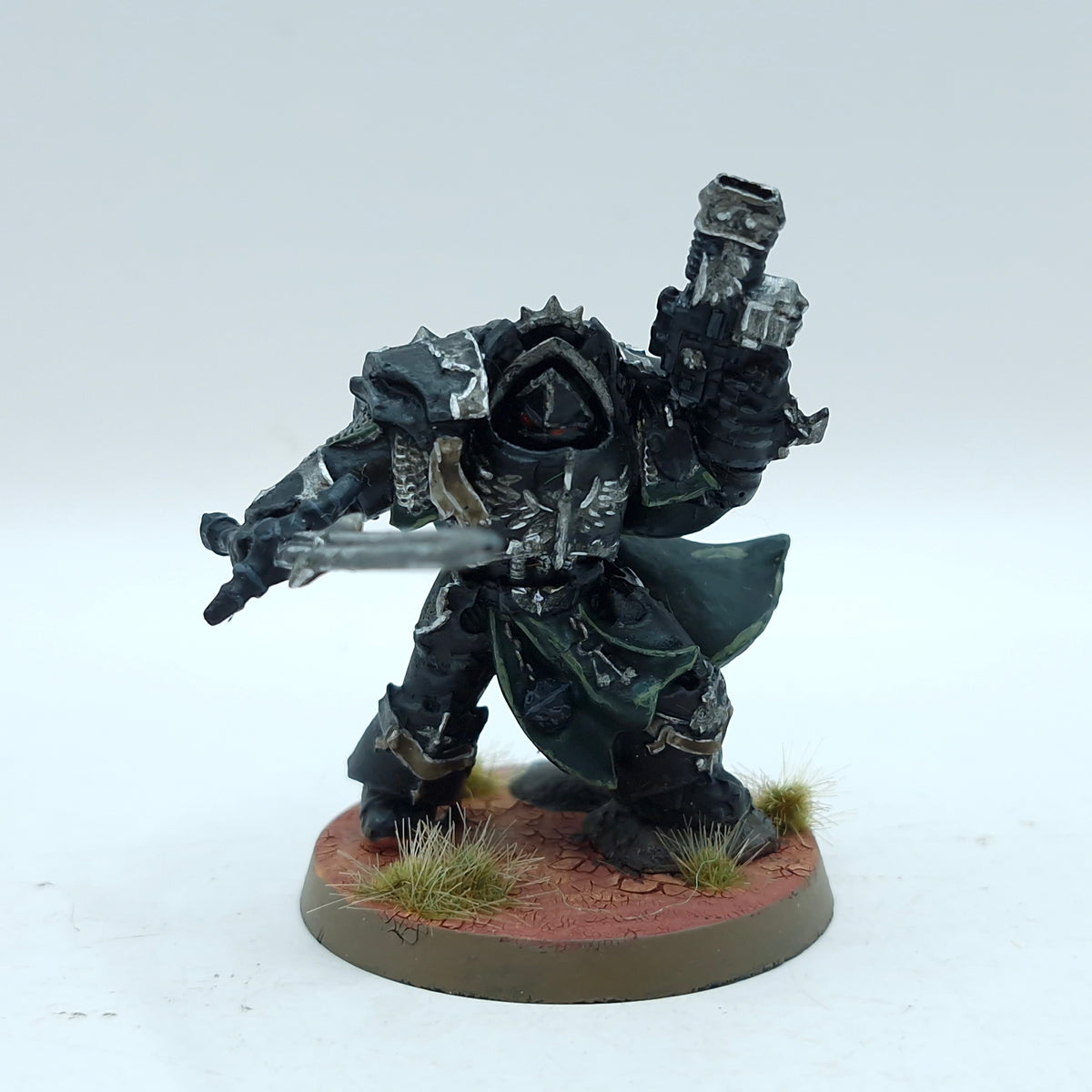 Warhammer Horus Heresy: Space Marines Dark Angels Praetor - Painted (BTB10)