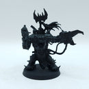 Warhammer 40k: Orks Assault on Black Reach Warboss (AC102)