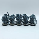 Warhammer 40k: Space Marines Black Templars Assault Intercessors (AZ145)