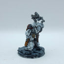 Warhammer 40k: Space Marines Black Templars Apothecary - Painted (AZ173)