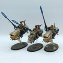 Warhammer 40k: Adeptus Custodes Vertus Praetors - Painted (BQ001)