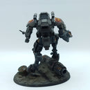 Warhammer 40k: T'au Ghostkeel Battlesuit - Well Painted (AR045)