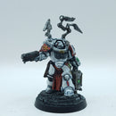 Warhammer 40k: Space Marines Apothecary Biologis (AQ080)