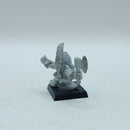 Warhammer Fantasy: 1992 Marauder Dwarf Giant Slayer GS1 (BP135)