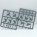 Warhammer 40k: Space Marine Old Assault Terminator Lightning Claws (SPRUE169)