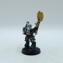Warhammer 40k: Space Marines Metal Chaplain (AW093)