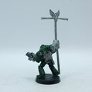 Warhammer 40k: Space Marines Blood Angels Metal Standard Bearer (BR098)