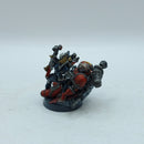 Warhammer 40k: Agents of the Imperium Eversor Assassin - Painted (BC157)