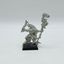 Warhammer The Old World: Lizardmen Metal Skink Priest (AT192)