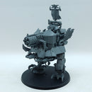Warhammer 40k: Orks Armageddon Big Mek Dakkarig (AX092)