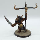 Warhammer The Old World: Beastmen Brayherd Metal Minotaur Standard Bearer (AW201)