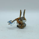 Warhammer The Old World: Dwarfen Mountain Holds Metal King Alrik on Shieldbearers (BH185)