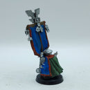 Warhammer The Old World: Dwarfen Mountain Holds Metal Battle Standard Bearer (AW064)