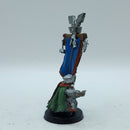 Warhammer The Old World: Dwarfen Mountain Holds Metal Battle Standard Bearer (AW064)