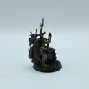 Warhammer Age of Sigmar: Orruk Warclans Swampcalla Shaman with Pot-Grot (BN094)