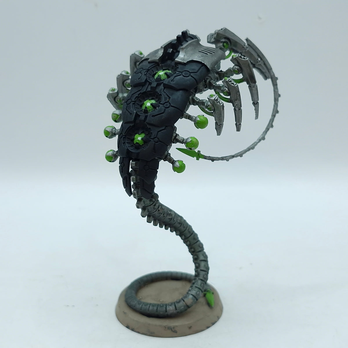 Warhammer 40k: Necrons Canoptek Wraiths - Painted (BSE10)
