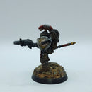 Warhammer Horus Heresy: Space Marines Imperial Fists Chaplain - Well Painted (AZ009)