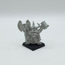 Warhammer The Old World: Metal Dwarf Josef Bugman (AE181)