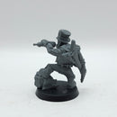 Warhammer 40k: Orks Commemorative Series Goff Rocka (AZ185)