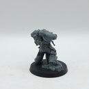 Warhammer 40k: Space Marines Company Champion (AE076)