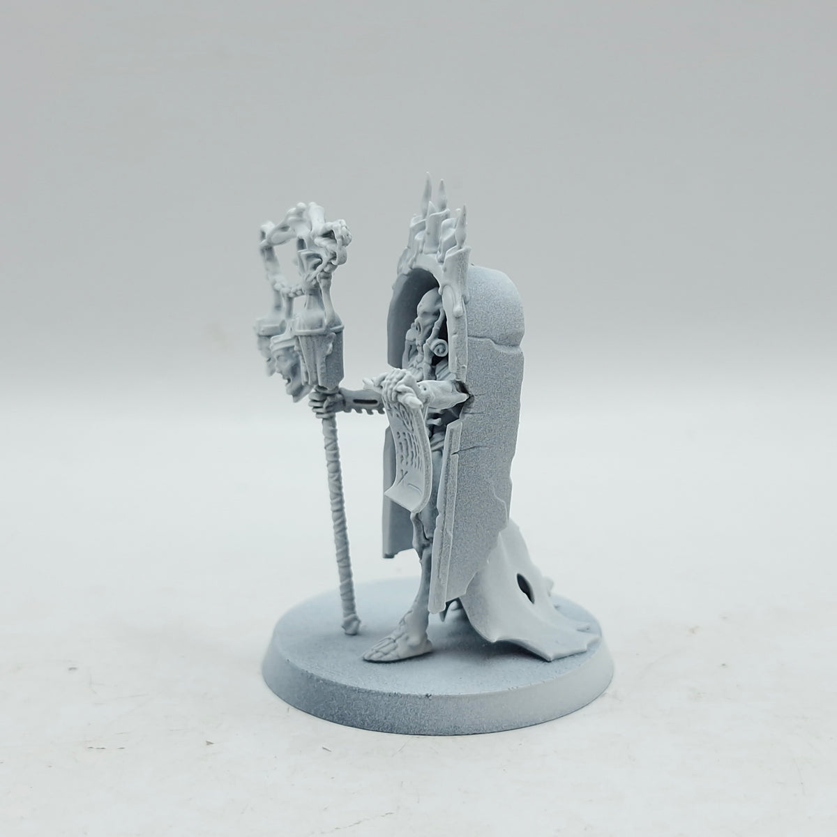 Warhammer Age of Sigmar: Ossiarch Bonereapers Vokmortian, Master of the Bone-tithe (AH169)