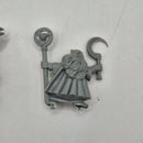 Warhammer Fantasy Empire Amber and Jade Wizards - Talisman Plastic AD161