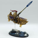 Warhammer 40k: Adeptus Custodes Shield Captain on Bike - Painted (AH160)