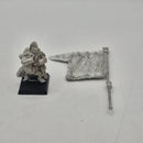 Warhammer the Old World Middenheim Standard Bearer Teutogen Guard AZ042