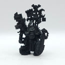 Warhammer 40k: Orks Finecast Freebootaz Kaptain Badrukk OOP (AE158)