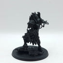 Warhammer 40k: Adepta Sororitas Morvenn Vahl - No Head (AT215)