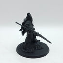 Warhammer 40k: Adepta Sororitas Morvenn Vahl - No Head (AT215)