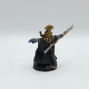Warhammer 40k: T'au Empire Finecast Ethereal with Honour Blades (AJ065)
