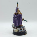 Warhammer 40k: Adeptus Custodes Shield Captain - Well Painted (BJ009)