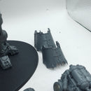 Warhammer 40k: Chaos Knights Knight Desecrator (AX017)