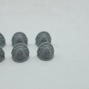 Warhammer Horus Heresy: Space Marines Iron Warriors MKIII Shoulder Pads (BJ216)