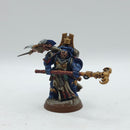 Warhammer 40k: Space Marine Crimson Fists Librarian - Well Painted (BH144)