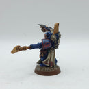 Warhammer 40k: Space Marine Crimson Fists Librarian - Well Painted (BH144)