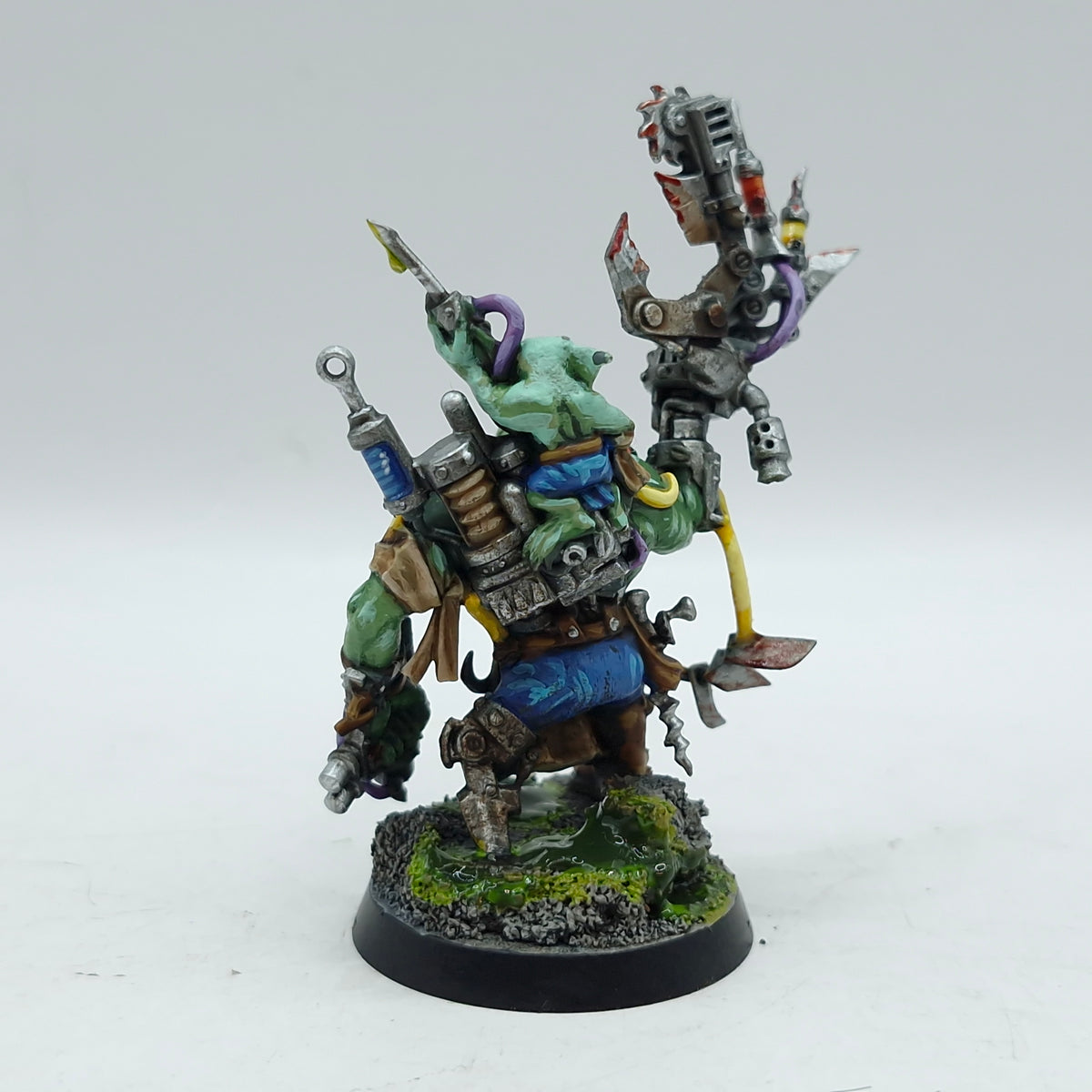 Warhammer 40k: Orks Painboy - Painted (AF030)