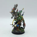 Warhammer 40k: Orks Painboy - Painted (AF030)