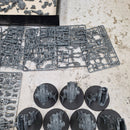 Warhammer 40k Chaos Knights Wardogs x7 Part Assembled BB200