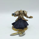 Warhammer 40k: Adeptus Custodes Allarus Custodians and Shield Captain- Part Painted (AI188)