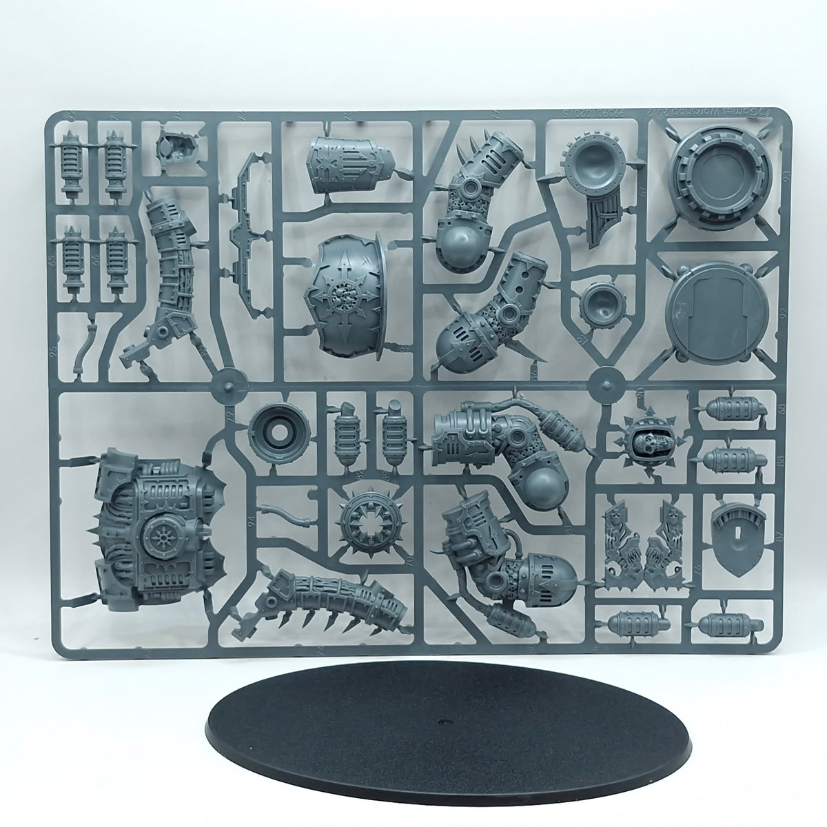 Warhammer 40k: World Eaters Forge World Kytan Ravager OOP BNIB (AY124)