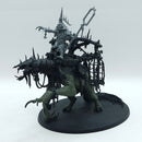 Warhammer Age of Sigmar: Orruk Warclans Snatchaboss on Sludgeraker Beast (AR017)