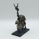 Warhammer The Old World: Warriors of Chaos Metal Sorcerer of Chaos on Chaos Steed (AC038)